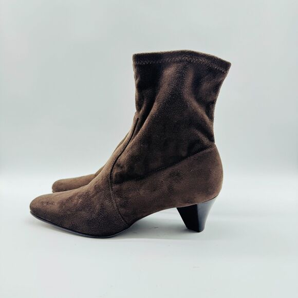 Donald Pliner Boots Womens 8 Ankle Bootie Brown Suede Stretch Heels Sock Bootie - Picture 3 of 11